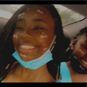 Meet your Posher, Riley